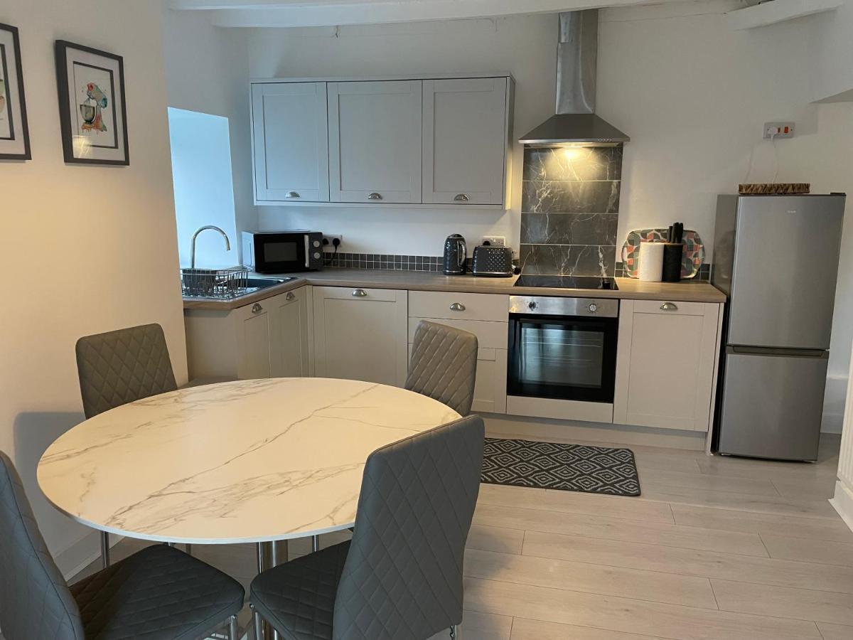 Holiday home Sarn Y Mynach - Traditional Welsh